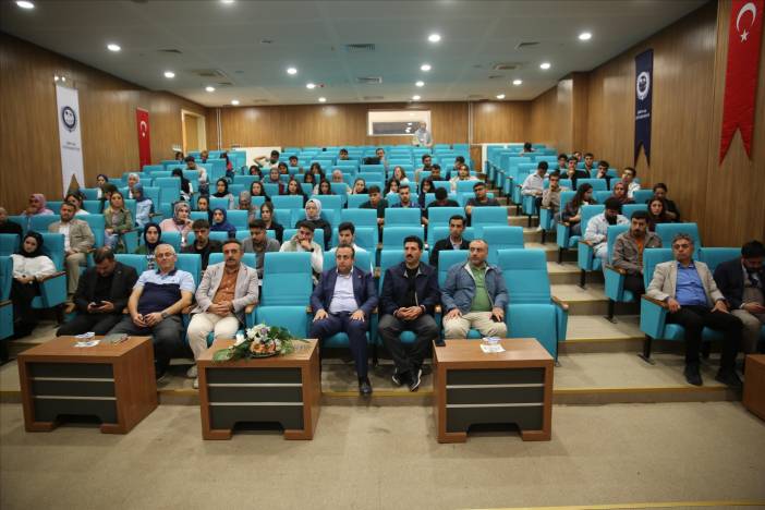 universitemizde-ogrencilere-yonelik-tubitak-programlari-bilgilendirme-semineri-gerceklestirildi-d6a82ac1-c2c9-4b88-9c58-37b45a0d6474.jpg