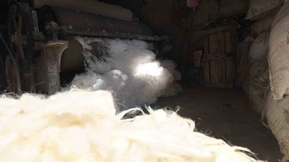Tiftik Atölyesini Yün Atölyesine Çeviren Usta, 30 Yıldır Siirt Halkına Yün Açıyor