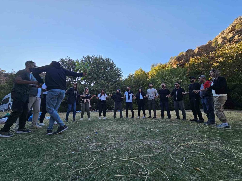 Şırnak'ın Gabar Dağı’nda Saklı Cennet: "7 Katlı Apartman Mağarası"