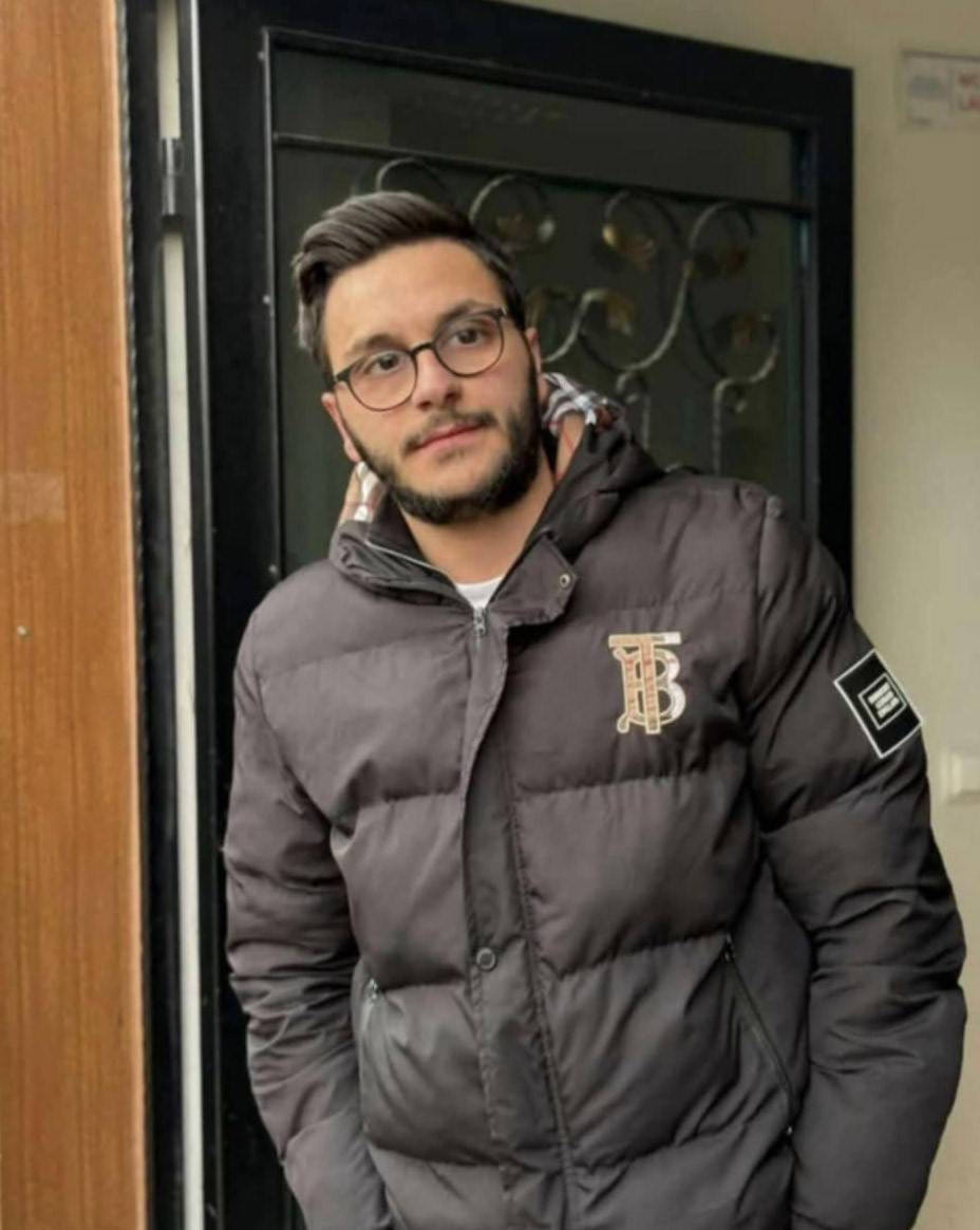 Arızalanan Araca Yardım Etmek İsteyen Genç Başka Bir Aracın Çarpması Sonucu Öldü