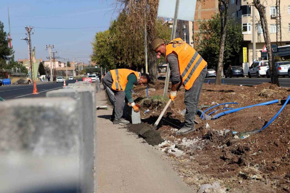Karacadağ Caddesi Modern Bir Görünüme Kavuşuyor