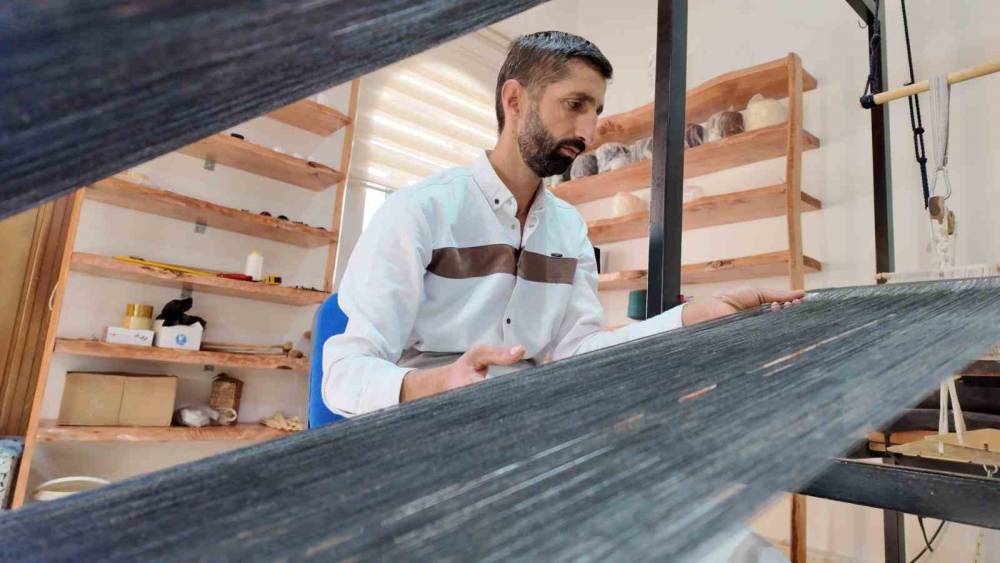 Şırnak ve Siirt'te Yaygın olan Şal Şepik Kumaşının Coğrafi İşaretinin Avrupa Birliği'ne Taşınıyor