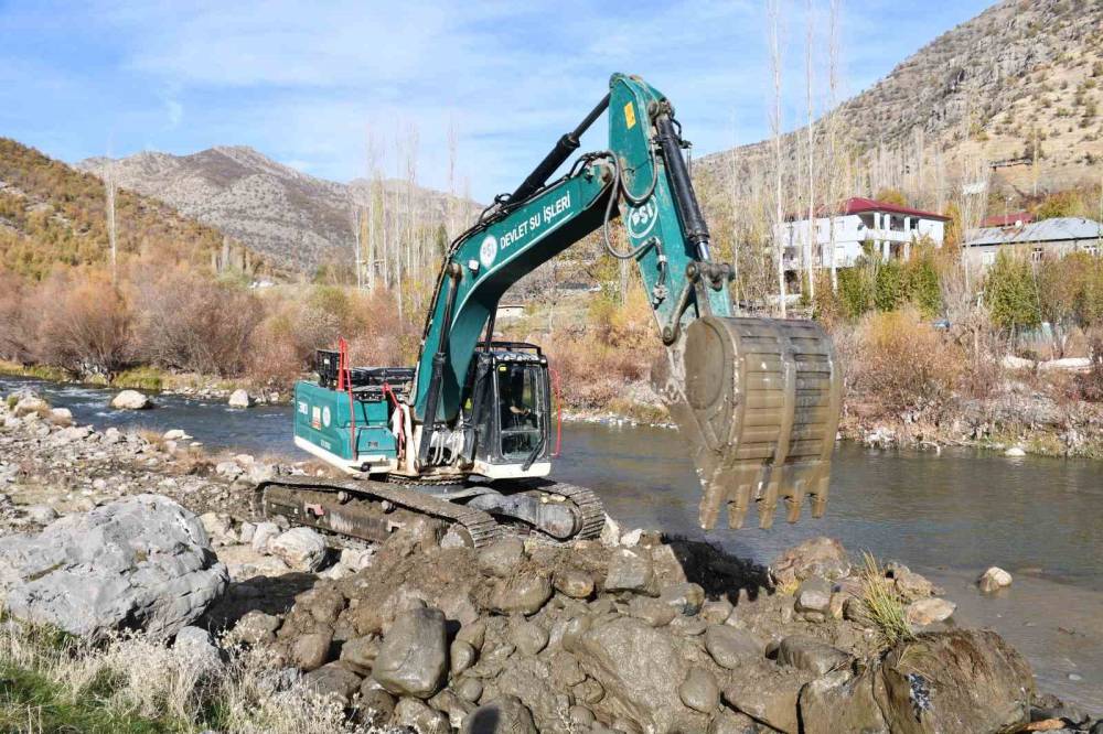 Şırnak’ta Su Sporları İçin Büyük Adım: Dere Islahı ve Rafting Projesi Başladı