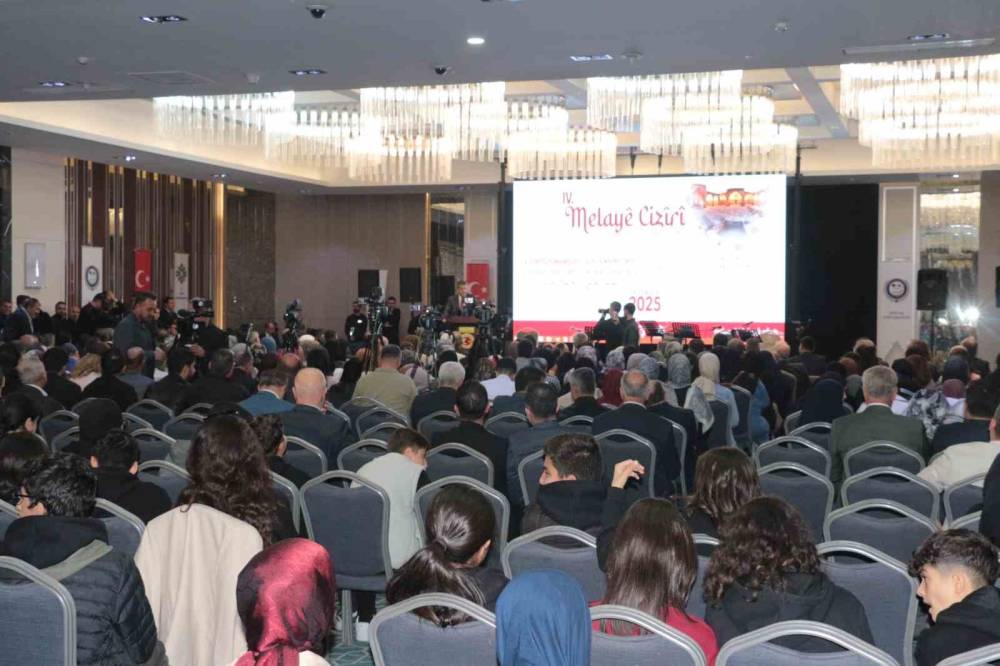 Cizre’de Iv. Uluslararası Melaye Ciziri Sempozyumuna yoğun ilgi