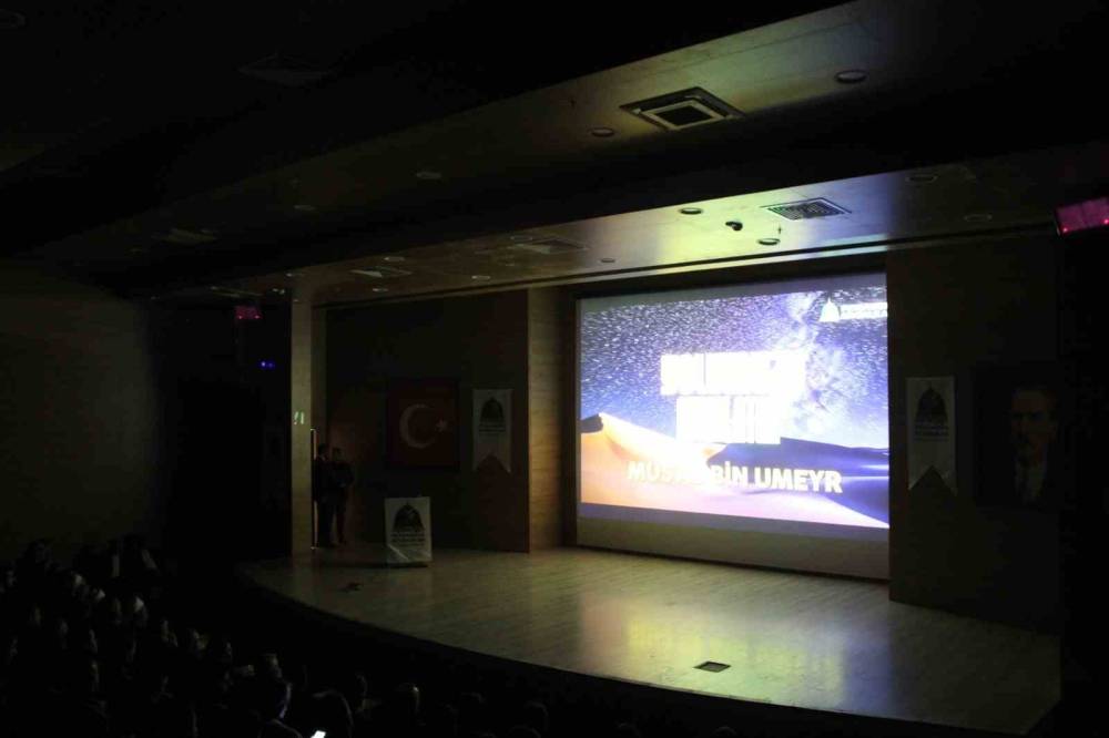 Cizre’de "Yolumuzu Aydınlatan Yıldızlar" Programı Düzenlendi