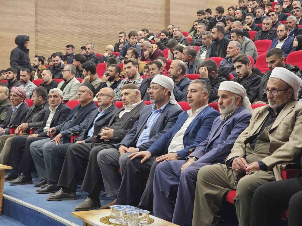 Cizre’de "Yolumuzu Aydınlatan Yıldızlar" Programı Düzenlendi