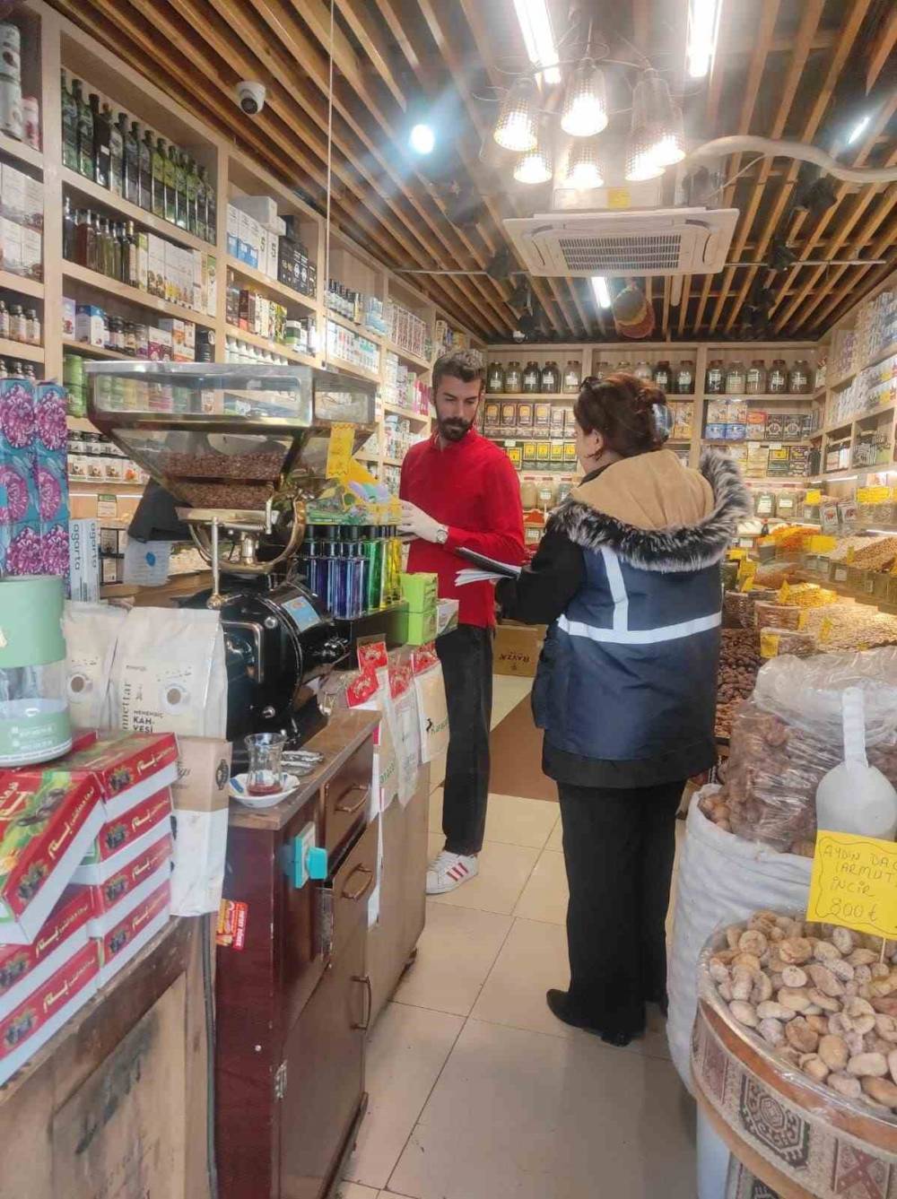 İşletmelere Fiyat Etiketi Uyarısı: Kurallara Uymayana 3 Bin Lira Ceza Yolda