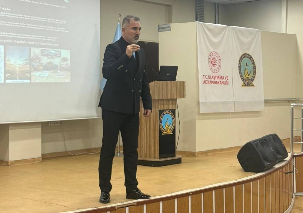 Şırnak Şerafettin Elçi Havalimanı Çalışanlarına ’aile Yılı’ Konferansı