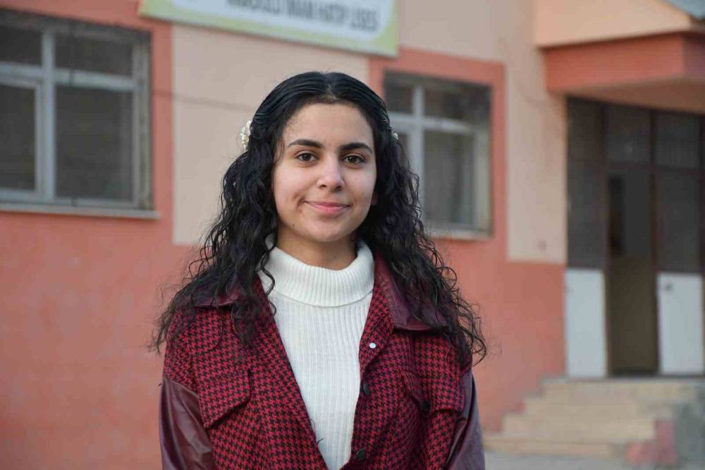 Şırnaklı Öğrencilerden Filistin’e Şiirli Destek