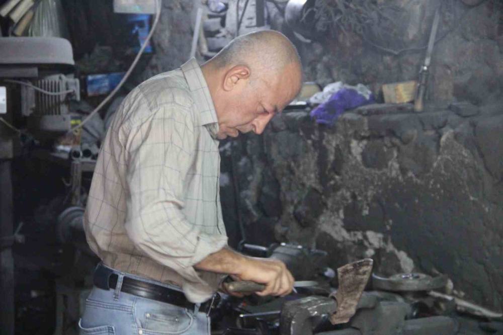 Şırnak'ta 200 Yıldır Aynı Ailenin Sürdürdüğü Meslek, Yok Olma Tehlikesi İle Karşı Karşıya