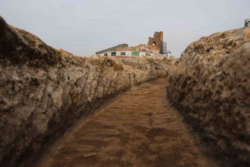 Bir Yılda 400 Bin Kişi 3 Bin Yıllık Kaleye Çıktı