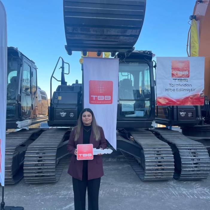 tbbden-belediyemize-arac-destegiturkiye-belediyeler-birligi-tbb-tarafindan-duzenlenen-arac.jpg