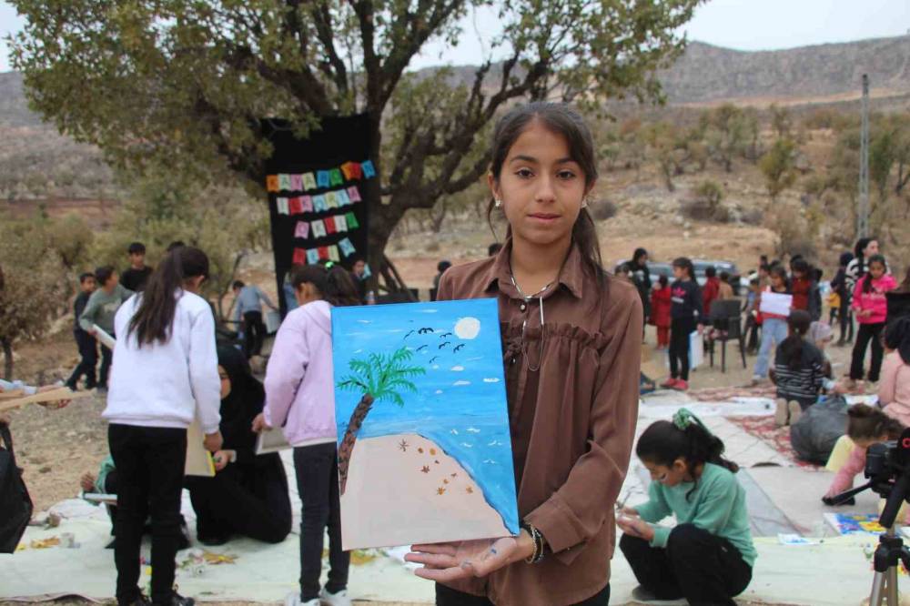 Şırnak'ın Gabar Eteklerinde Umutlar Tuvale Yansıdı