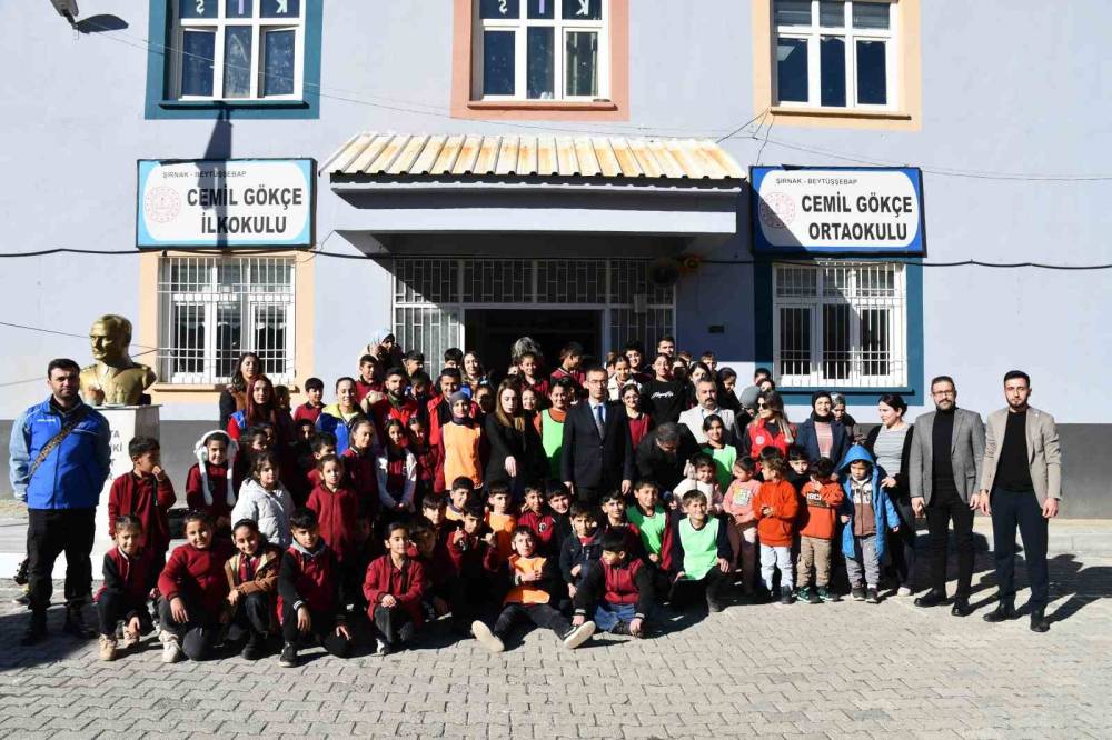 Şırnak'ta Şehitler Adına Açılan Kütüphanelere Bursa’dan Kitap Desteği