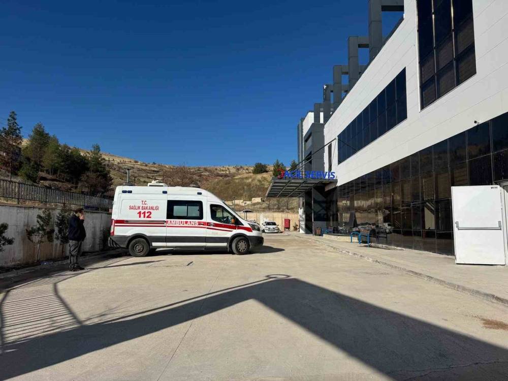 Diyarbakır’da Peynir Fabrikasında Patlama: 5 Yaralı