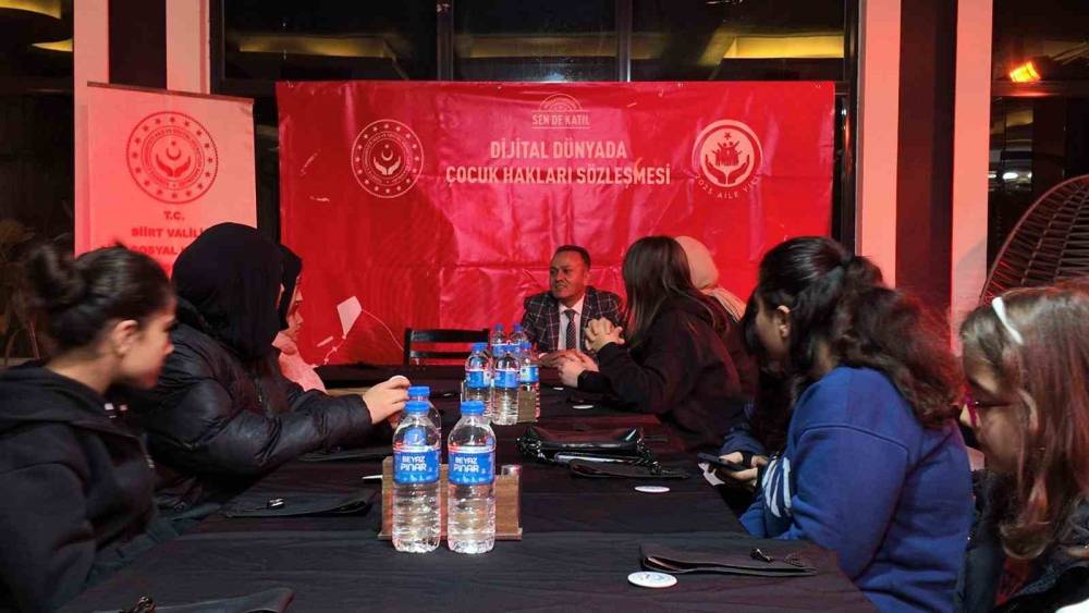 Çocuk Hakları Komitesi Üyesi Çocuklar Etkinlikte Bir Araya Geldi