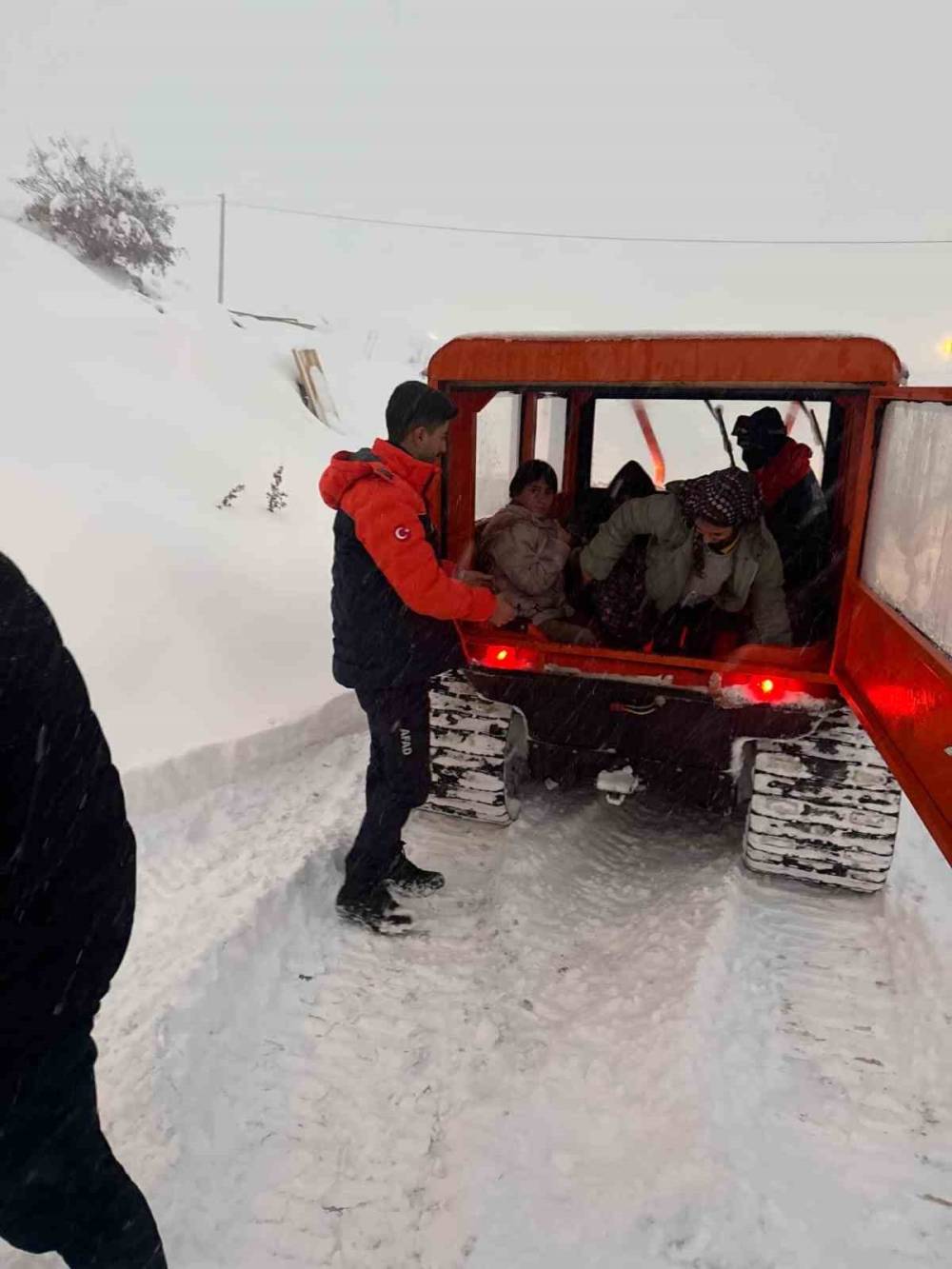 Şırnak’ta Yoğun Kar Alarmı: Kriz Masası Kuruldu
