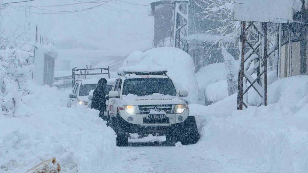 Şırnak’ta 2 Hasta İçin Zamanla Yarış