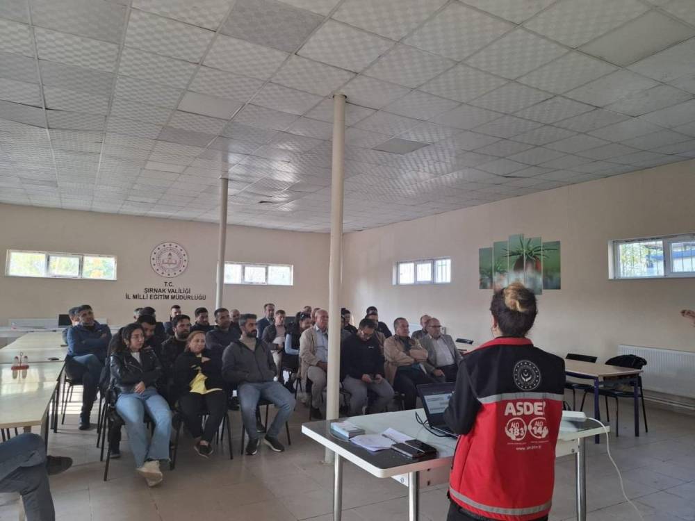Şırnak’ta Kamu Görevlileri Şiddetle Mücadele Mekanizmalarını Öğreniyor