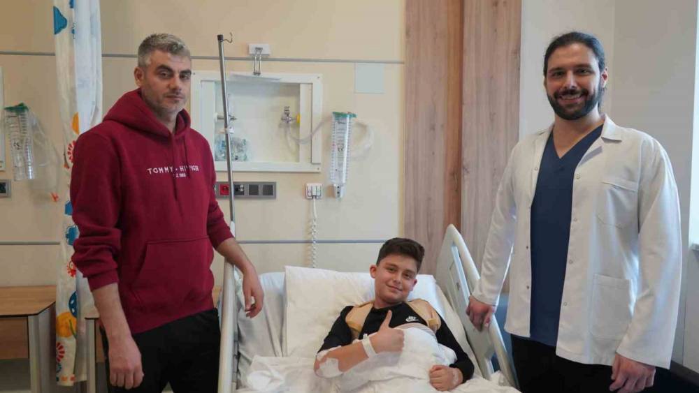 Batman’da Ameliyat Edilen Hastanın Bel Kemikleri Çıkarılıp Tekrar Takıldı