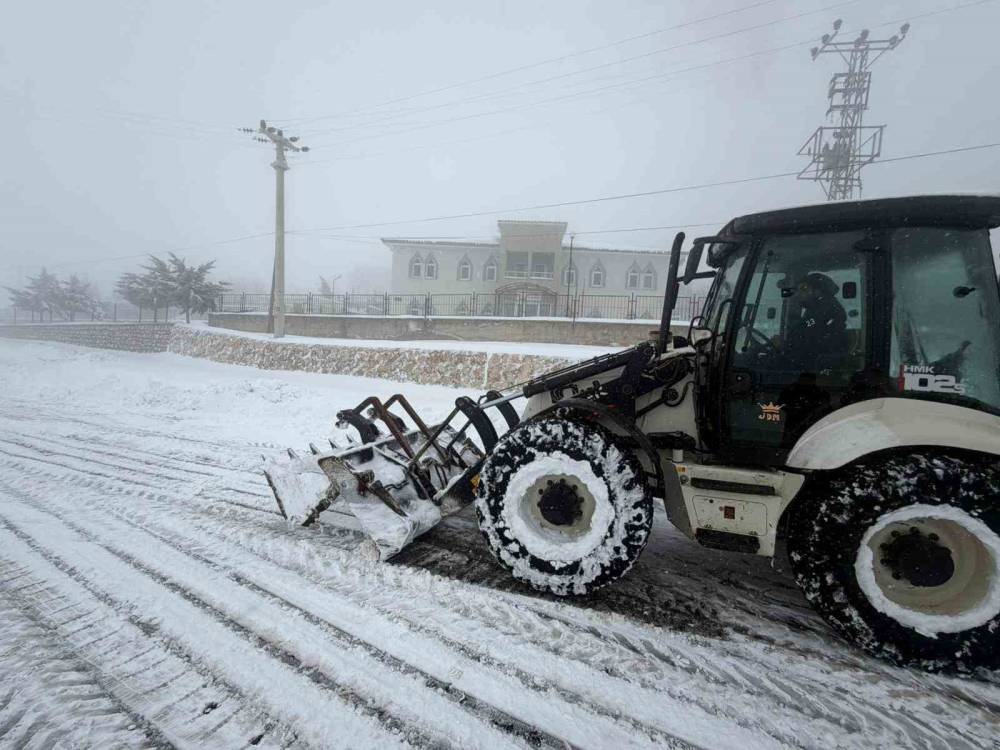 Güçlükonak’ta Kış Seferberliği