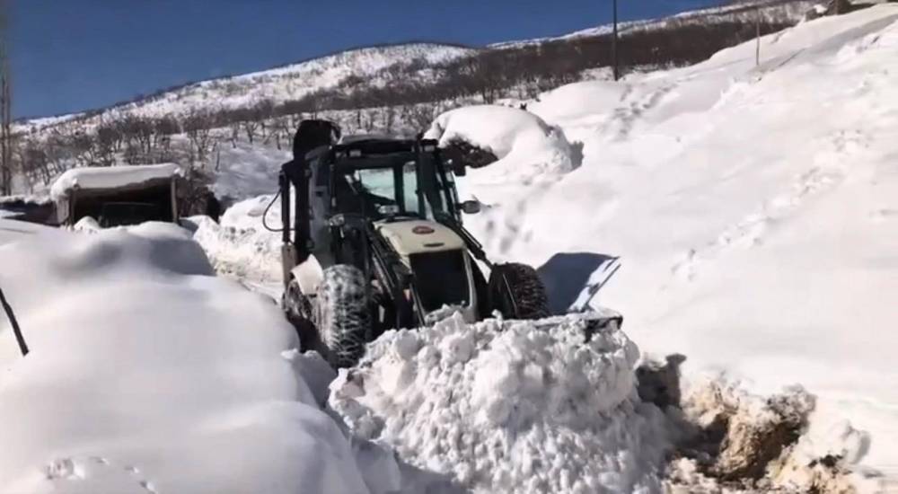Şırnak’ta Kar Mesaisi Devam Ediyor