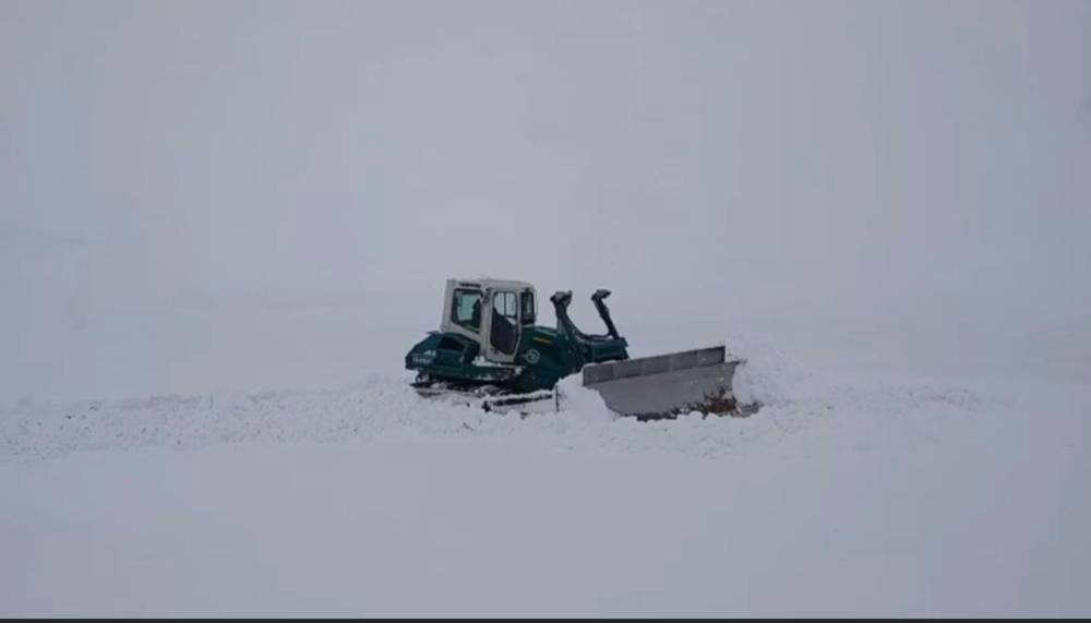 Şırnak’ta Kar Kalınlığı 2 Metreyi Aştı, Ekipler Vardiyalı Sistemle Çalışıyor