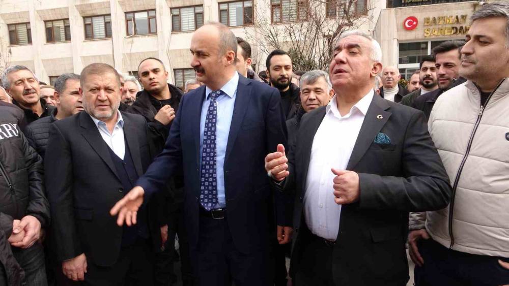 Batman’da Kuyumcu Soygunu Ardından Esnaf Kepenk Kapattı