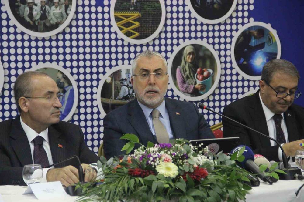 Bakan Işıkhan, Şanlıurfa’da İş Adamlarıyla Buluştu