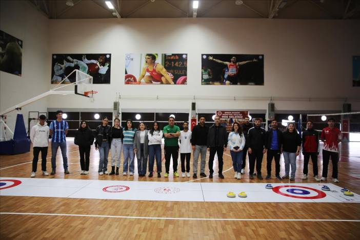 sirnak-universitesi-nde-floor-curling-secmelerine-yogun-ilgi-2bb4fadf-54d2-4350-9b68-a59077c14a4f.jpg