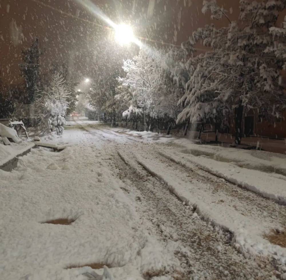 Siirt’te 3 İlçede Eğitime Kar Engeli