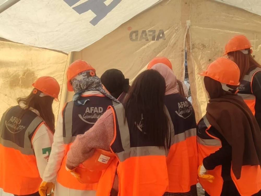 Şırnak’ta Tamamı Kadınlardan Oluşan Afad Gönüllü Ekibi Eğitimi Tamamladı