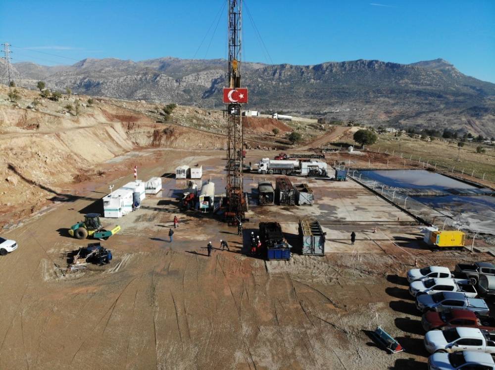 İran Hürmüz Boğazını Kapattı, Gabar Dağı Stratejik Güç Oldu