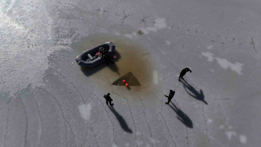 Şırnak, Mardin, Batman, Diyarbakır’da Sak Timi Arama Faaliyetleri Esnasında Delil De Topluyor