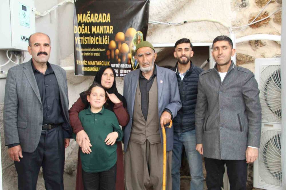 Şırnak'ta 2 Bin Yıllık Tarihi Mağarada Mantar Üretim Tesisi Kurdu