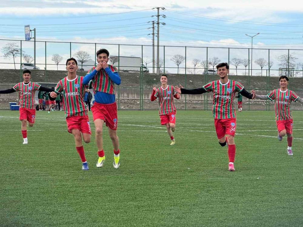 Cizre Dicle Spor, U-16 Türkiye Şampiyonasında Şampiyon Oldu