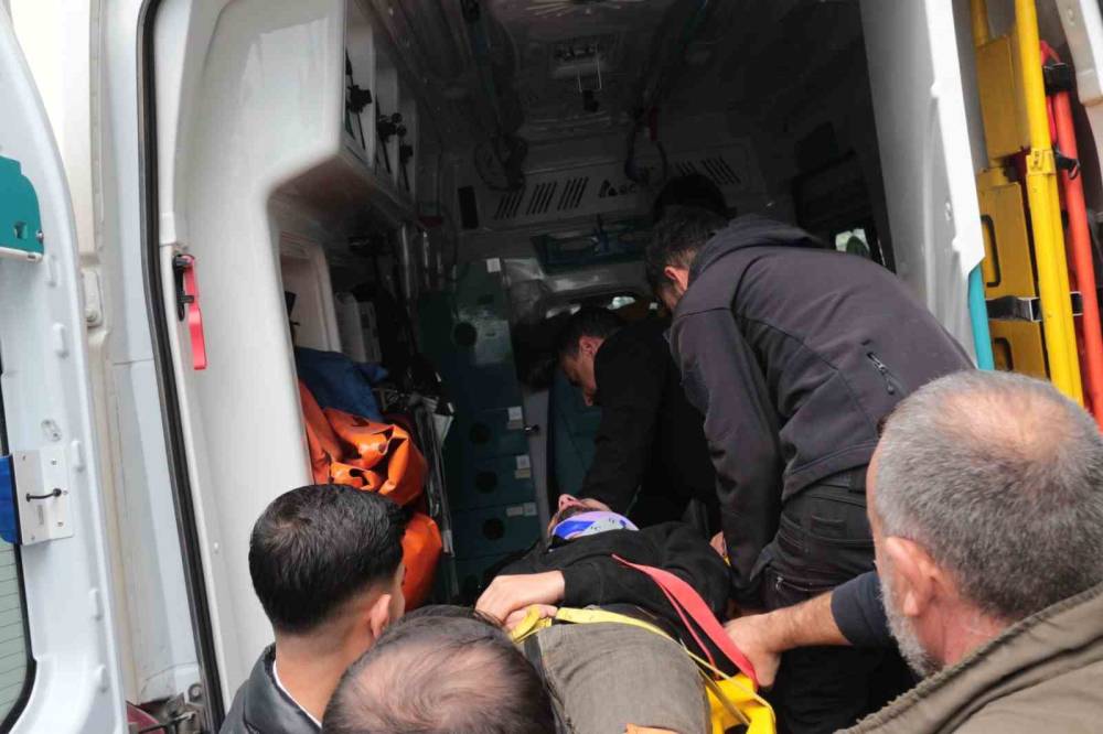 Cizre’de 4 Aracın Karıştığı Zincirleme Kazada 1 Kişi Yaralandı