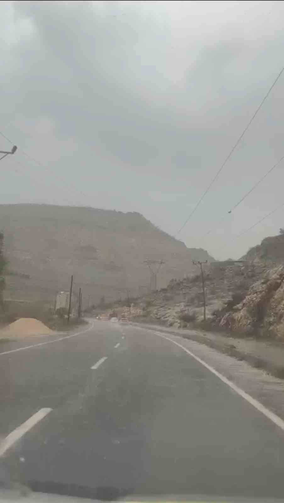 Mardin’de 1 Günde 4 Mevsim Yaşandı