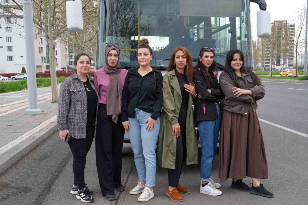 Diyarbakır’da Kadın Otobüs Şoförü Sayısı Artıyor