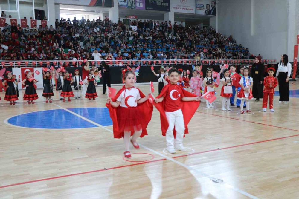 Cizre’de 23 Nisan Kutlamaları