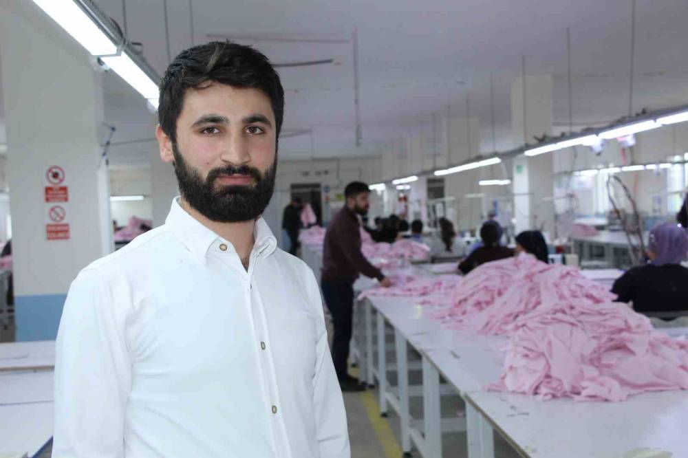 24 Yıl Sonra Şırnak'a Döndü, Köyünde Tekstil Atölyesi Kurarak İstihdam Sağladı