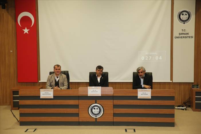 universitemizde-hz-peygamber-ve-savas-ahlaki-paneli-duzenlendi-950b175e-f576-4313-9061-a69a2a4e56d0.jpg