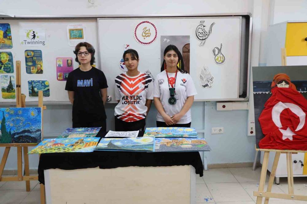 Cizre’de Öğrenciler Projelerini Görücüye Çıkardı