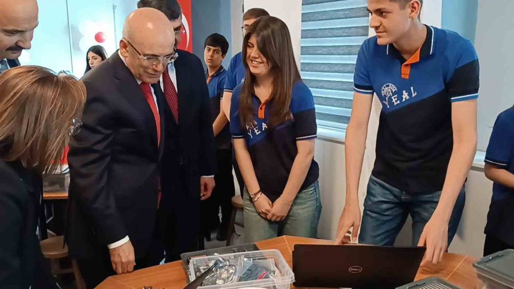 Hazine Ve Maliye Bakanı Şimşek, 50 Adet Yapay Zeka Atölyesinin Açılışını Gerçekleştirdi