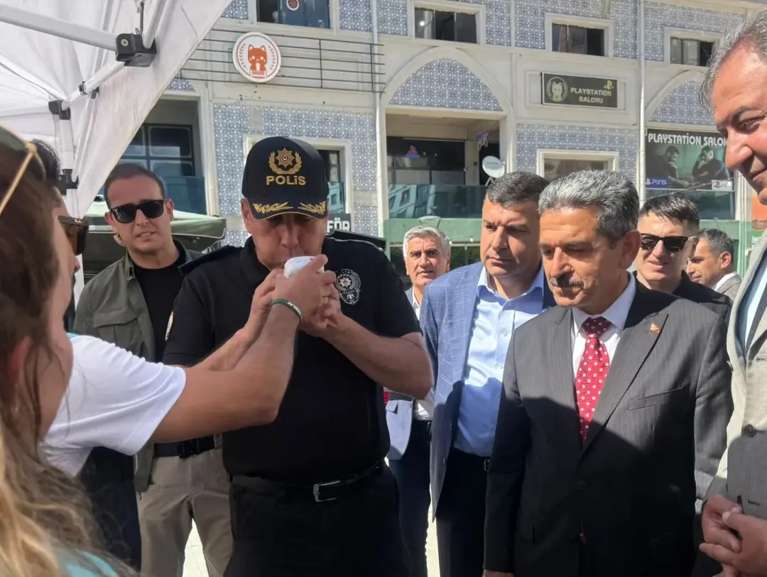 dunya-tutunsuz-gunu-haftasi-kapsaminda-mudurlugumuz-personelleri-tarafindan-ilimiz-merkez-cum.jpg