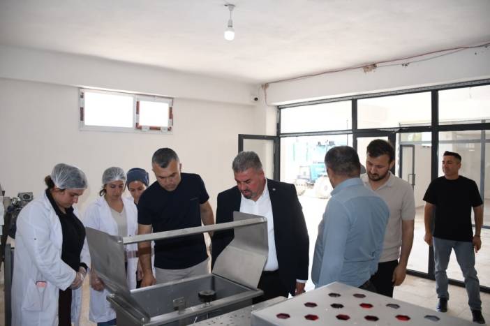 iskur-il-mudurumuz-sayin-haci-sofuoglu-silopi-ilcesine-bagli-basverimli-belediyesini-ziyaret-ed-3.jpg