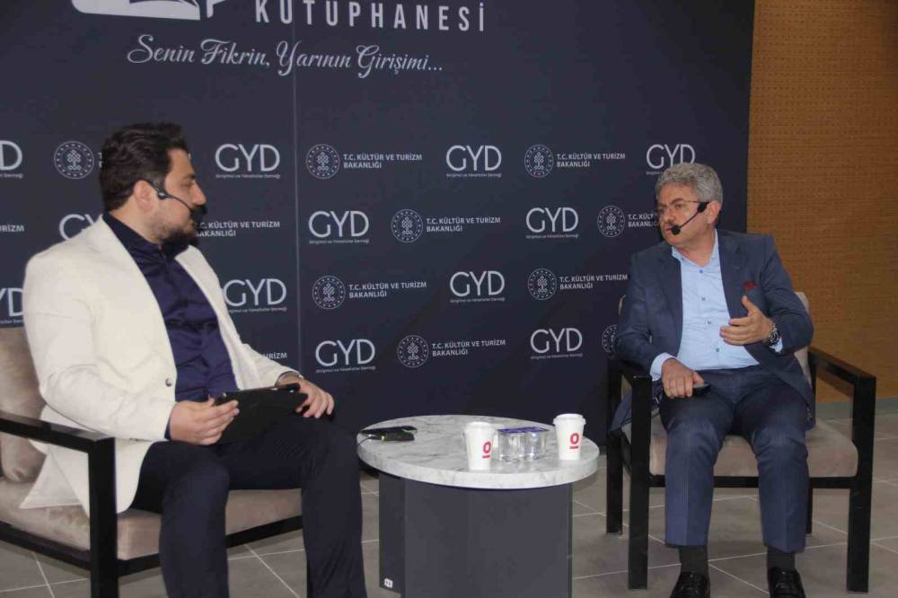 Cizre’de "Girişimci Kütüphanesi" Programı Düzenlendi