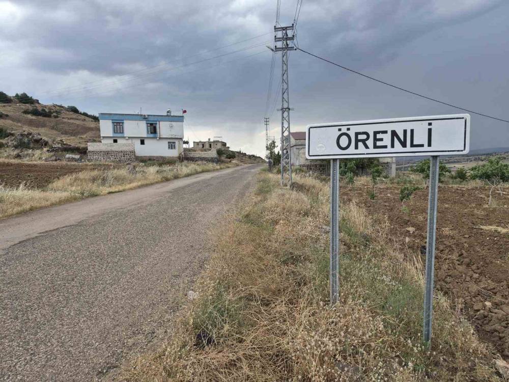 Gaziantep’te Serinlemek İçin Su Birikintisine Giren 2 Kardeş Boğuldu