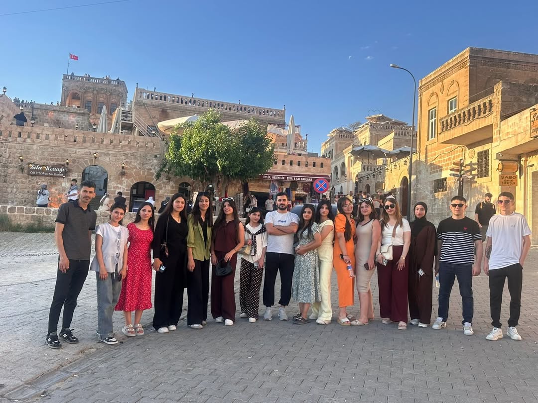 beyaz-su-piknigi-ve-midyat-gezisiogrencilerimizle-birlikte-duzenlenen-beyaz-su-piknigi-ve-midyat.jpg