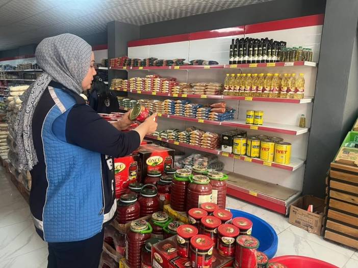zabita-mudurlugumuz-market-denetimlerine-devam-ediyorzabita-mudurlugu-ekiplerimiz-tarafindan-ilc-3.jpg